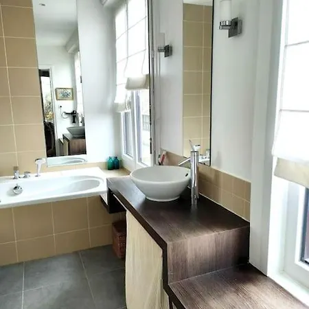 Superb Penthouse With Panoramic View Over アパート *