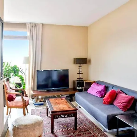 アパート Superb Penthouse With Panoramic View Over